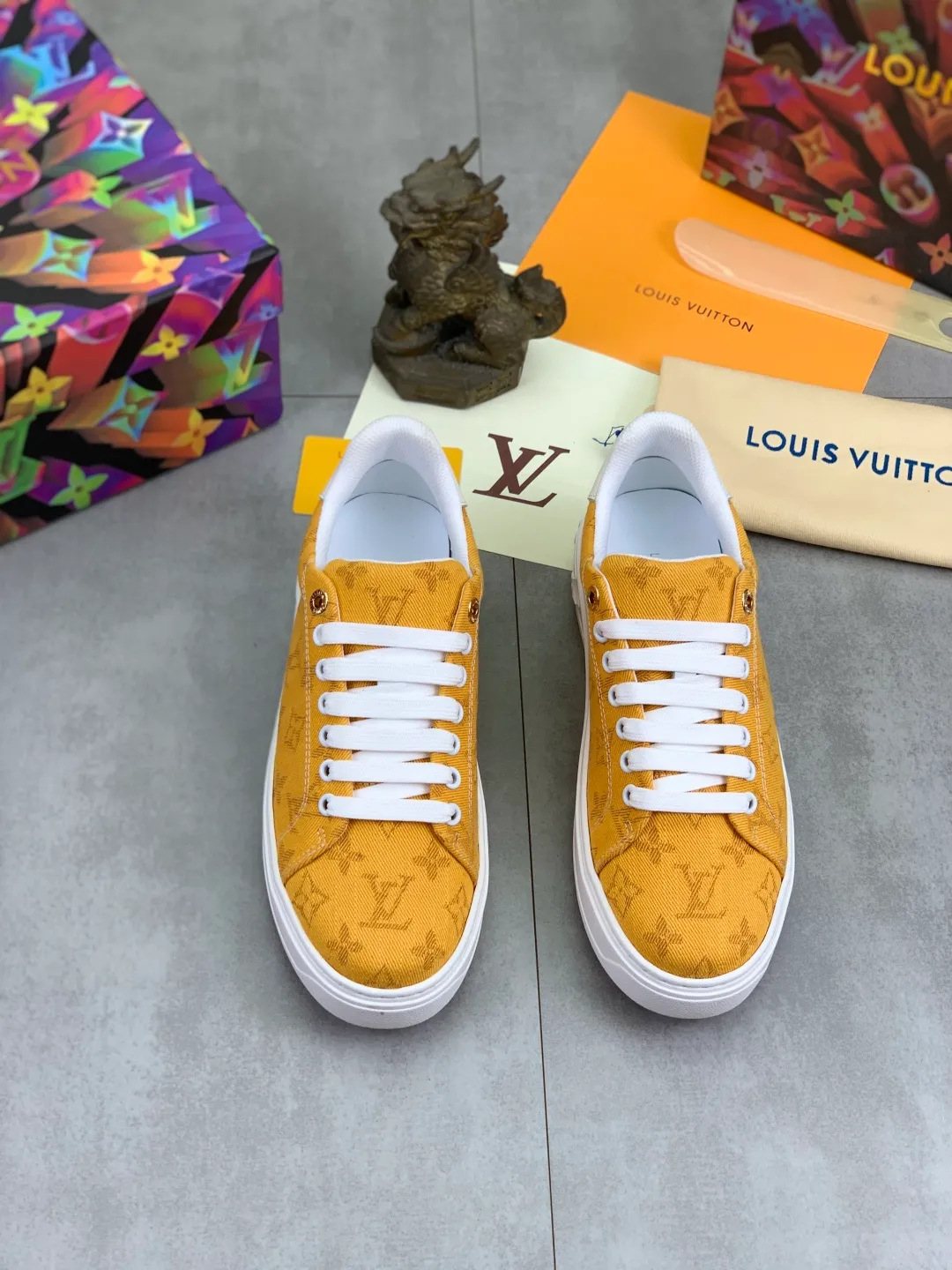 Men's men's shoes💰P520💰[New model]🆘High quality cowhide [Louis Vuitton]LV official website latest model🎁casual and fashionable men's shoes👟hot style💥simple and elegant style, exclusive for trendy men. Unique official website latest brand elements👑original decoration, fashionable and generous, the fabric is made of original denim➕comfortable and breathable mesh lining➕cow leather feet ✅The official website specifies wear-resistant casual outsole, the classic model is taken in real life🎬Color: 6️⃣colors available😍Number of codes: 38-44 Full set of packaging